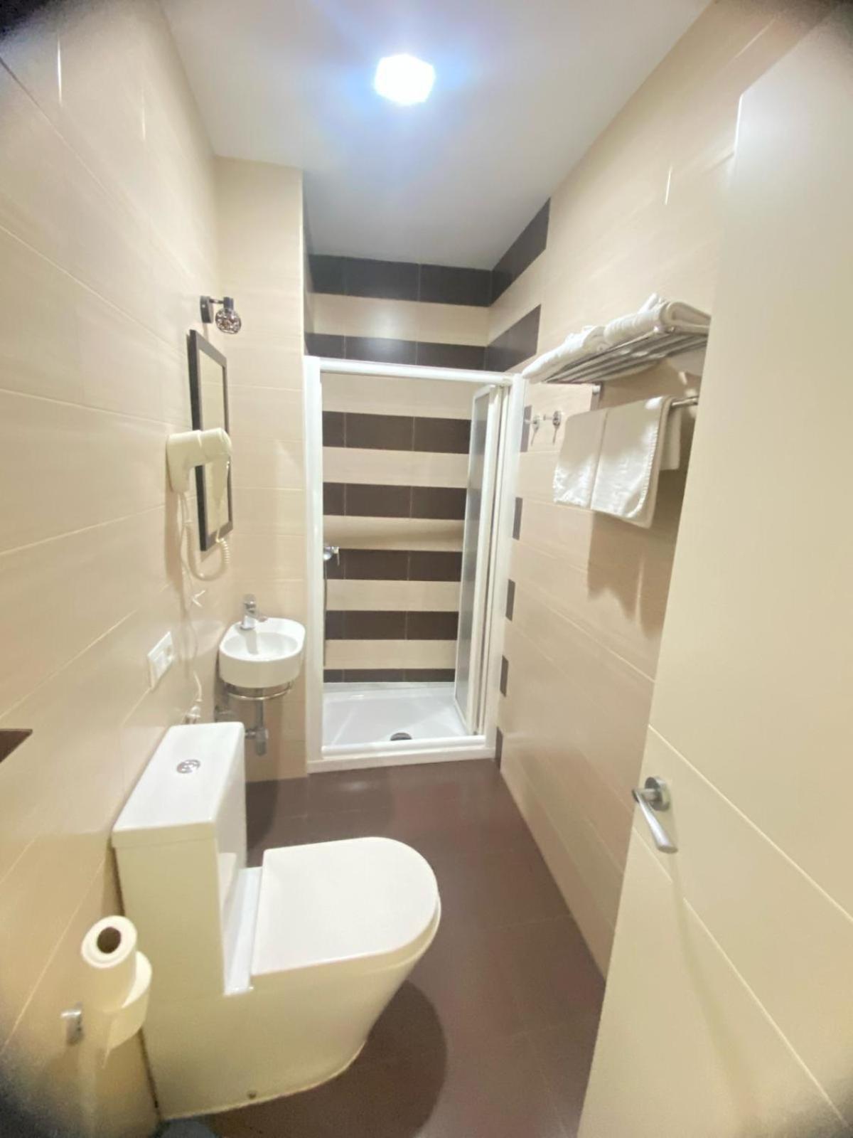 Hostal Fabiola Sevilla Dış mekan fotoğraf