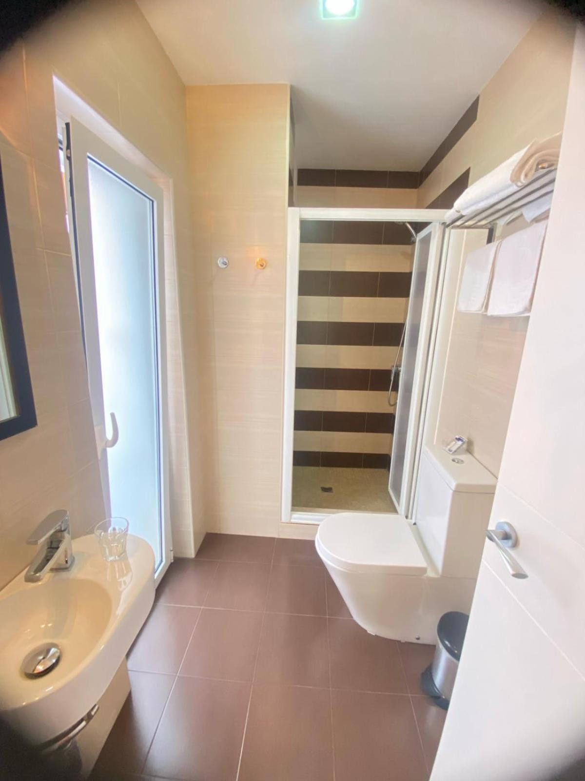 Hostal Fabiola Sevilla Dış mekan fotoğraf